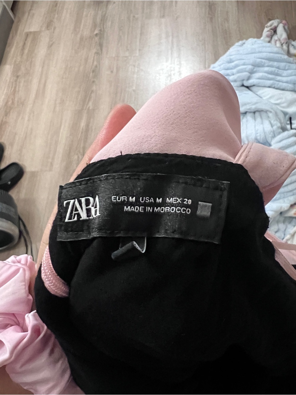 Zara Soft Pink Draped Balloon Mini Dress - Picture 6 of 6